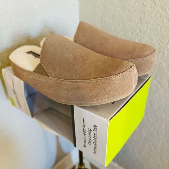 EDDIE BAUER Faux Fur Lined Slippers,‎ Women's Size 12 (XL), Natural Tan, NWT - Picture 1 of 14